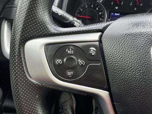 Used 2022 GMC Terrain SLE w/ Driver Convenience Package FWD image 27