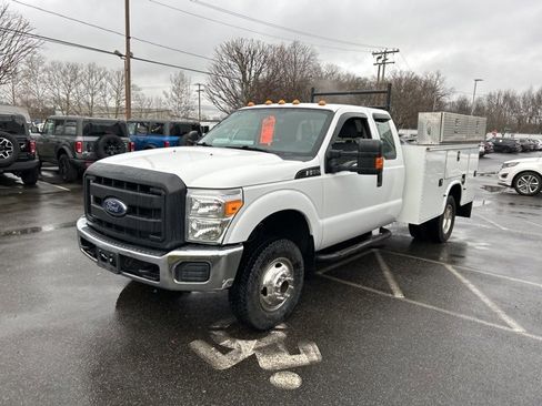 Used 2015 Ford F350 XL w/ Power Equipment Group image 3