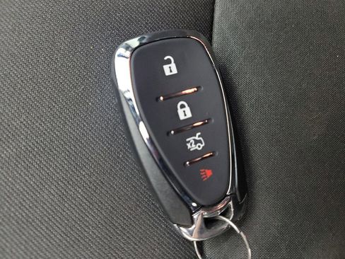 Used 2017 Chevrolet Malibu Hybrid FWD image 32