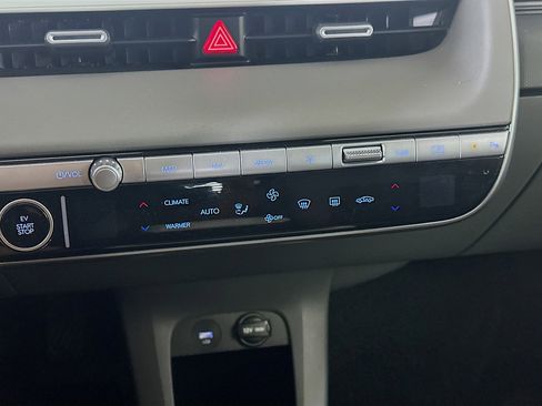 Used 2024 Hyundai Ioniq 5 SEL image 24
