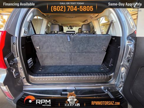 Used 2013 Lexus GX 460 Premium image 25