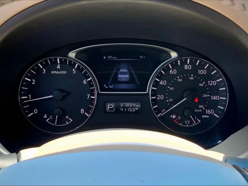 Used 2014 Nissan Altima 2.5 SL w/ Technology Package FWD image 25
