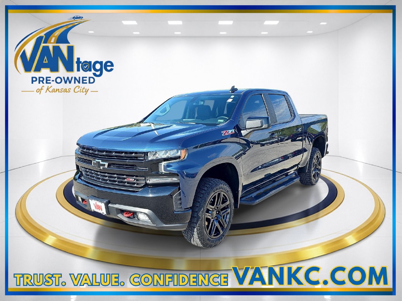 Used 2021 Chevrolet Silverado 1500 LT Trail Boss w/ Bed Protection Package AWD/4WD image 1