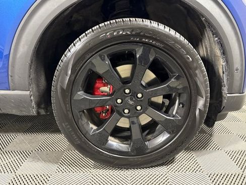 Used 2020 Ford Explorer ST w/ ST Street Pack image 11