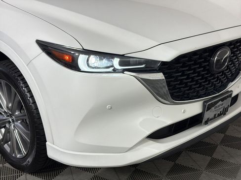 Used 2023 MAZDA CX-5 Signature image 11