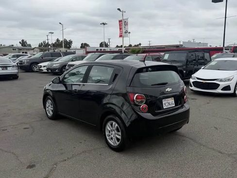 Used 2014 Chevrolet Sonic LT FWD image 4