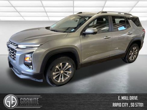 Used 2025 Chevrolet Equinox LT w/ Convenience Package II image 1