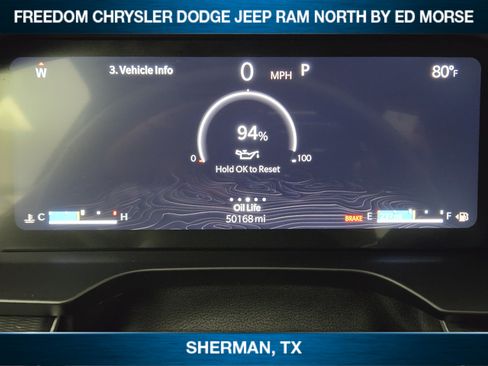 Used 2025 Jeep Grand Cherokee Altitude AWD/4WD image 10