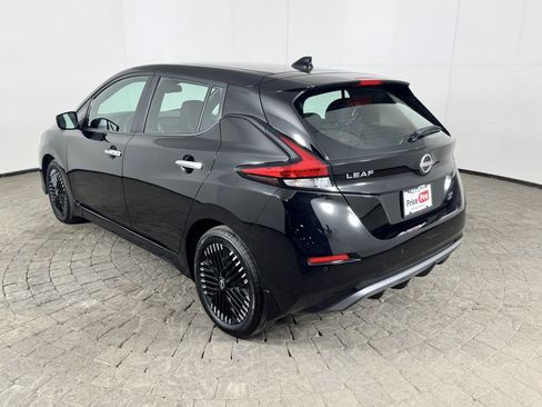 Used 2025 Nissan Leaf SV Plus image 4