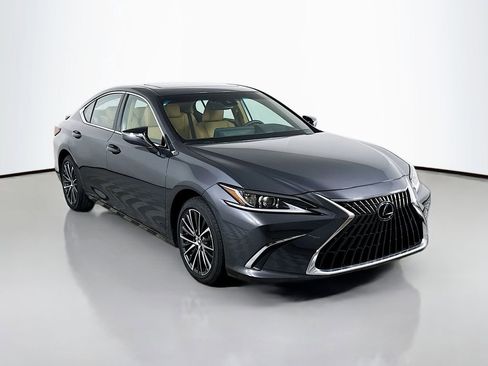 Certified 2025 Lexus ES 300h w/ Premium Package image 3