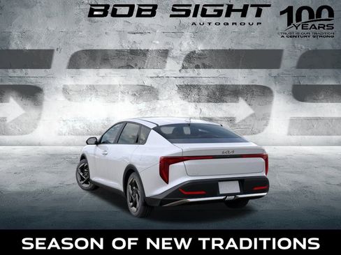 New 2025 Kia K4 EX image 4