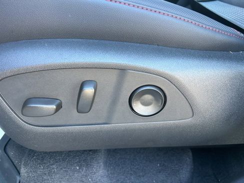 New 2026 Chevrolet Traverse Z71 image 16