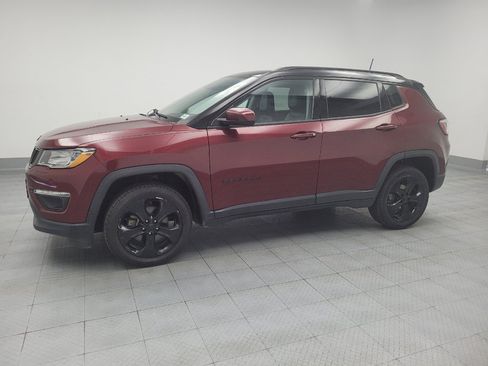 Used 2021 Jeep Compass Latitude w/ Sun and Sound Group AWD/4WD image 2
