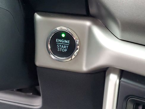 Used 2023 Ford Expedition Max XLT image 18