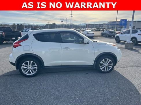 Used 2011 Nissan Juke SL image 9