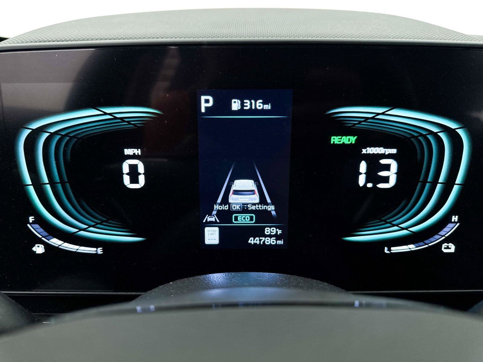 Used 2023 Kia Niro EX FWD image 32