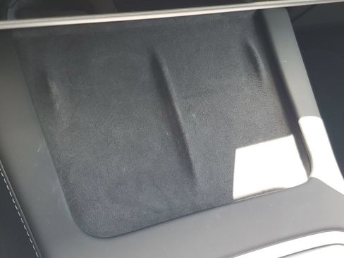 Used 2023 Tesla Model Y 2WD image 31