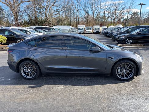 Used 2023 Tesla Model 3 Standard Range image 6
