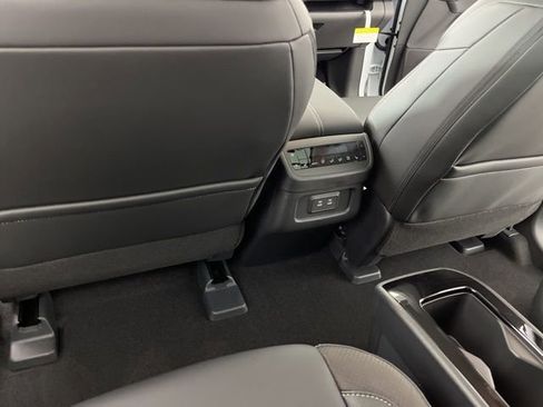 New 2026 Nissan Pathfinder SL w/ SL Premium Package AWD/4WD image 46