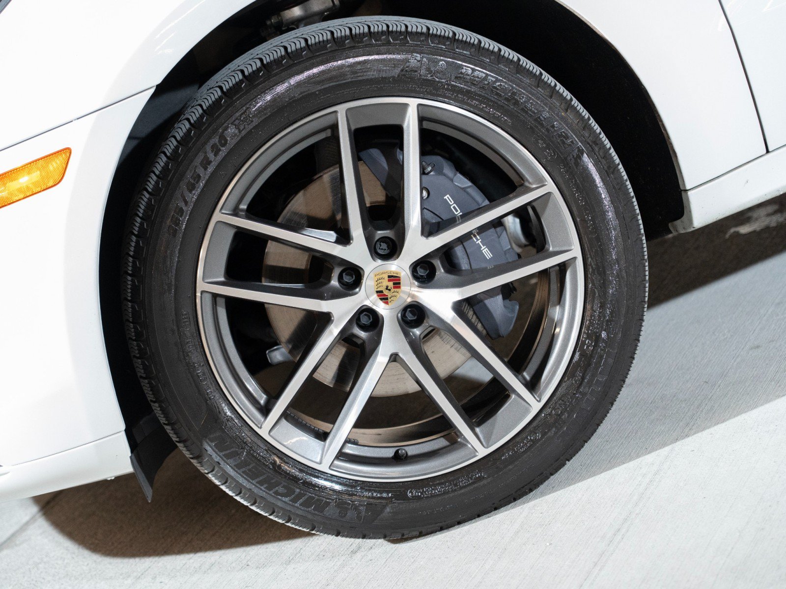 Certified 2023 Porsche Macan AWD/4WD image 11