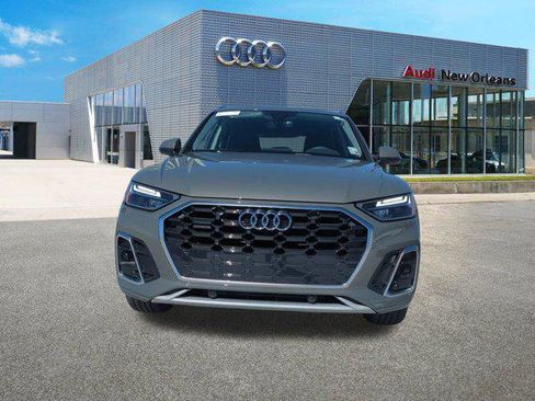 Certified 2024 Audi Q5 2.0T Premium w/ Convenience Package image 2