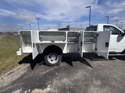 New 2024 RAM 5500 Tradesman image 7