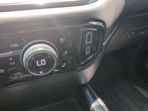 Certified 2023 Chevrolet Silverado 1500 ZR2 image 22