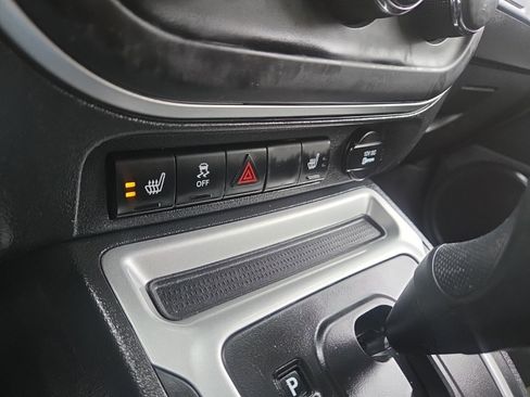 Used 2014 Jeep Compass Latitude w/ Sun/Sound Group image 31