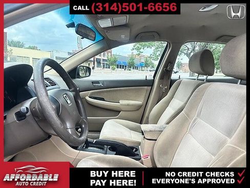 Used 2005 Honda Accord LX image 10
