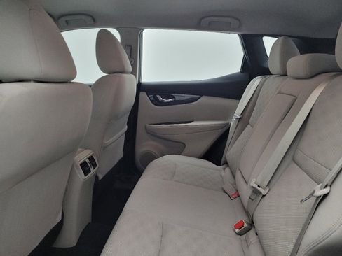 Used 2018 Nissan Rogue Sport SV w/ SV Technology Package image 18