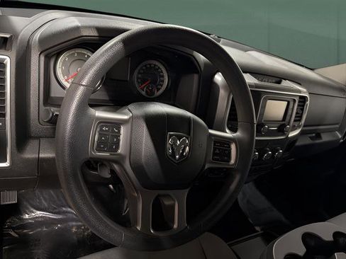 Used 2021 RAM 1500 Classic SLT image 17