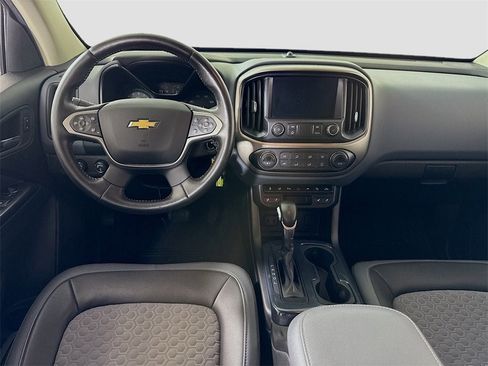 Certified 2021 Chevrolet Colorado Z71 w/ Safety Package image 2