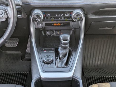 Certified 2023 Toyota RAV4 SE image 18