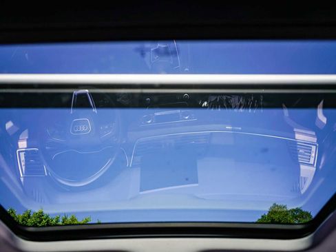 Used 2022 Audi Q5 2.0T Premium Plus image 11