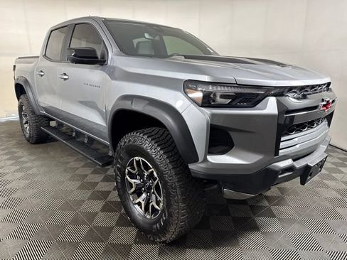 Used 2024 Chevrolet Colorado ZR2 w/ Technology Package AWD/4WD image 1