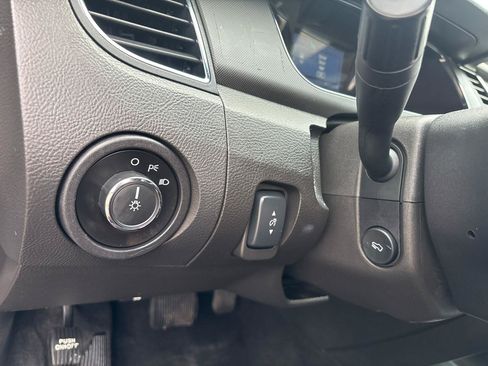 Used 2018 Ford Taurus Police Interceptor AWD image 12
