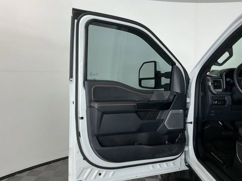 Certified 2024 Ford F350 Platinum image 16