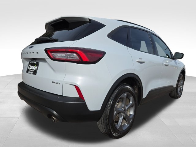 Used 2025 Ford Escape ST-Line Select AWD/4WD image 12