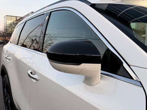 Used 2025 INFINITI QX60 Luxe w/ Black Edition image 13