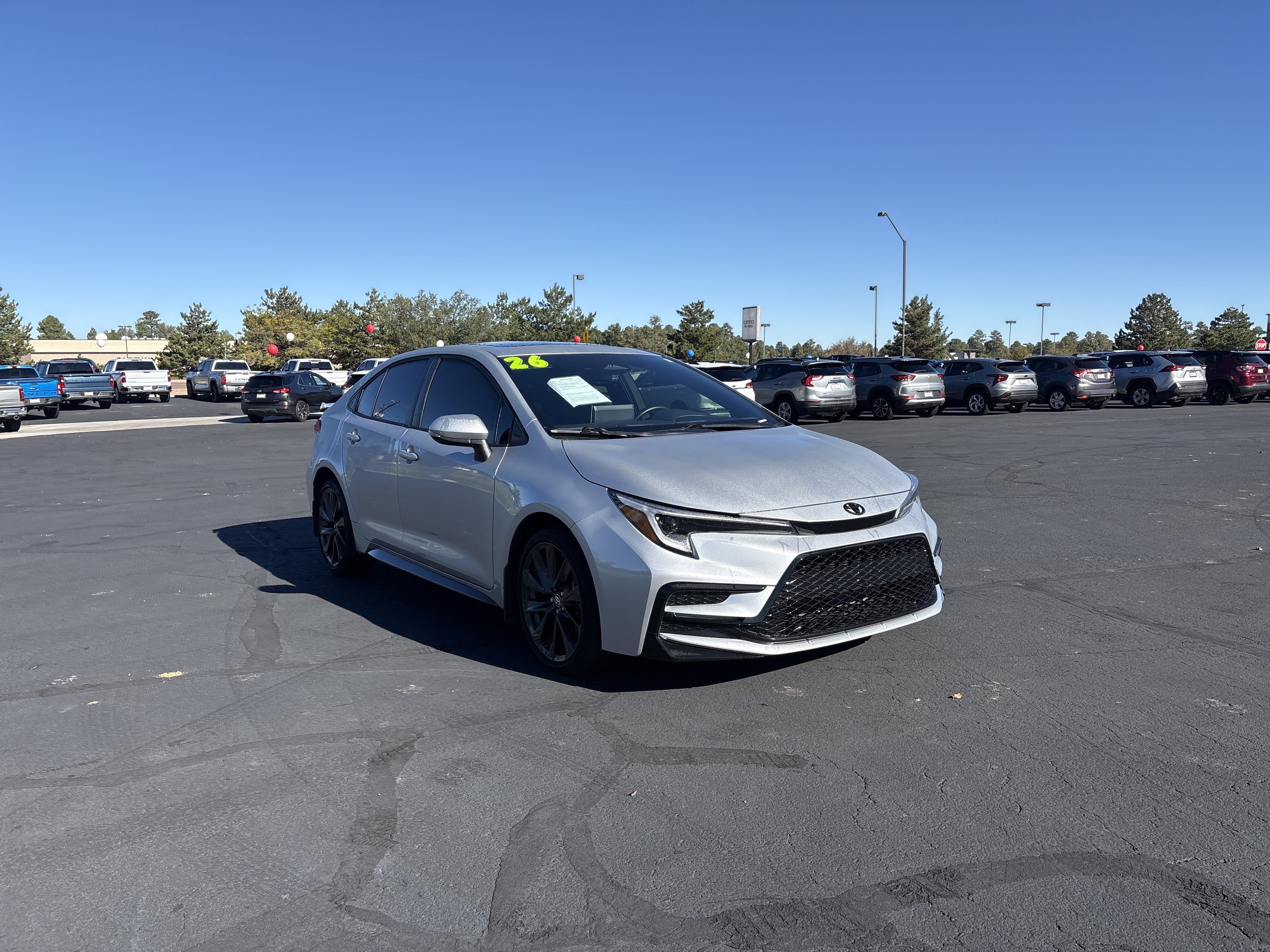Used 2026 Toyota Corolla XSE FWD image 2