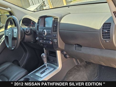 Used 2012 Nissan Pathfinder Silver RWD image 31