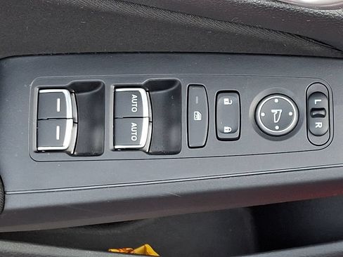 Used 2023 Honda Civic Sport image 26