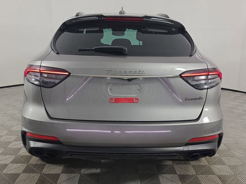 Used 2022 Maserati Levante Modena AWD/4WD image 6