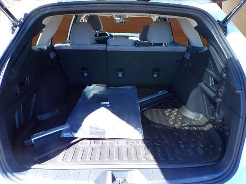 Certified 2025 Subaru Outback Premium AWD/4WD image 14