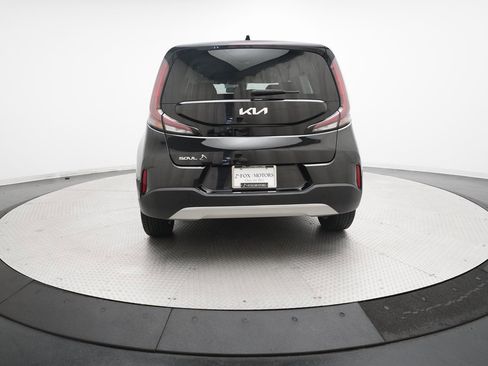Certified 2023 Kia Soul LX w/ LX Technology Package image 25