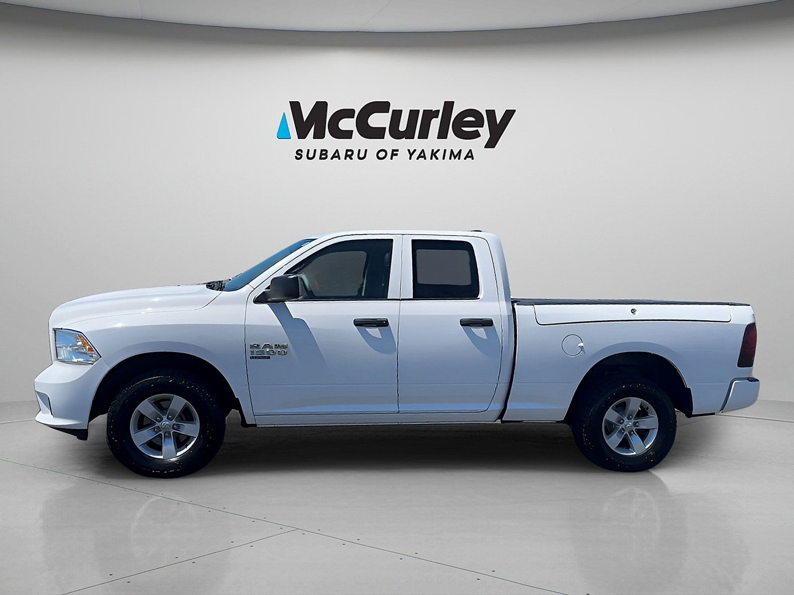 Used 2019 RAM 1500 Express AWD/4WD image 8