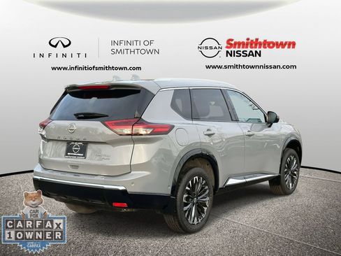 Used 2025 Nissan Rogue Platinum w/ Tech Package AWD/4WD image 11