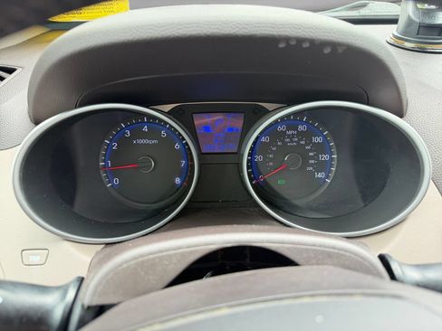 Used 2013 Hyundai Tucson GLS AWD/4WD image 14
