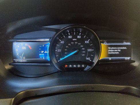 Used 2018 Ford Explorer XLT w/ Equipment Group 201A FWD image 23
