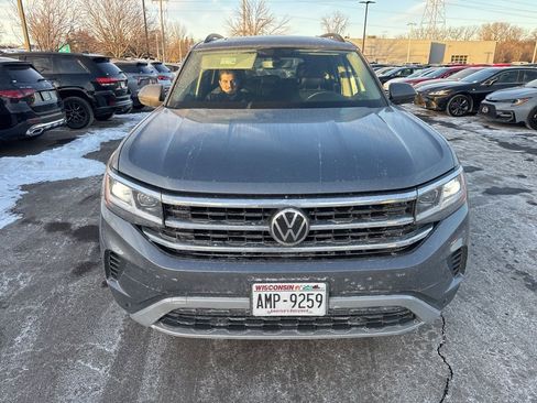 Used 2022 Volkswagen Atlas SE image 2